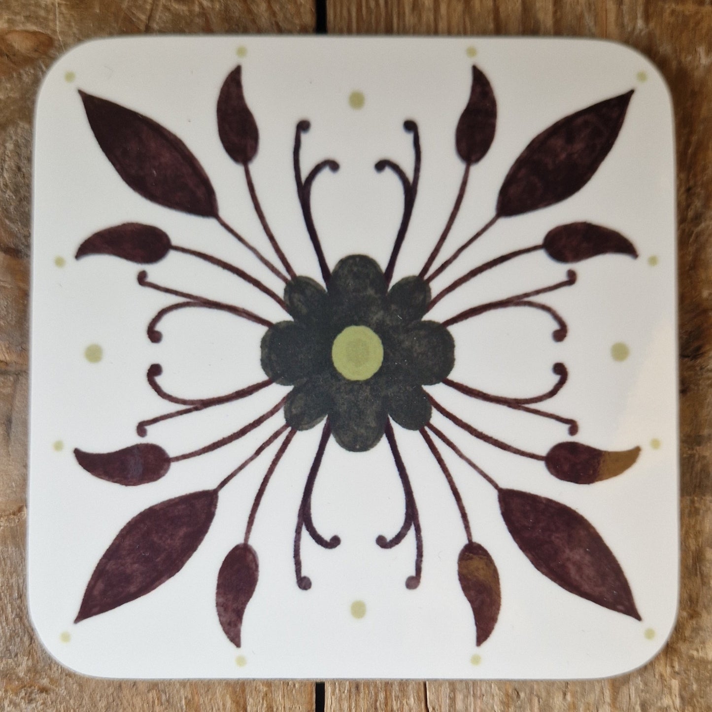 Symmetrical Floral Retro/Vintage Inspired Square Coaster White/Green